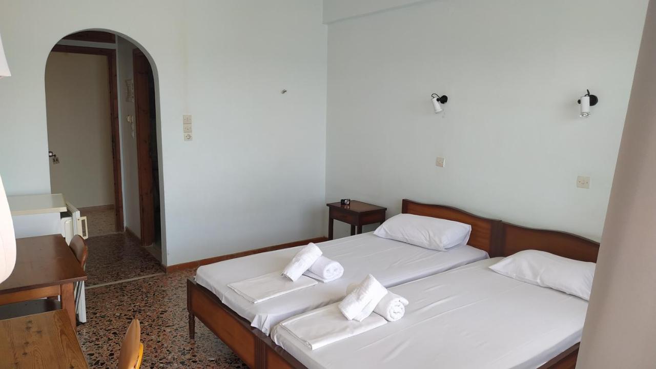 Poulea Rooms Kalamata Zewnętrze zdjęcie